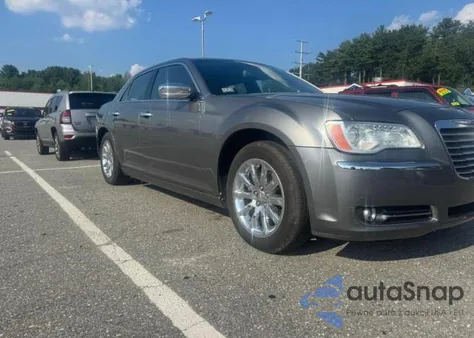 2012 Chrysler 300 Limited z USA, uszkodzony, nr VIN 2C3CCACG7CH243246